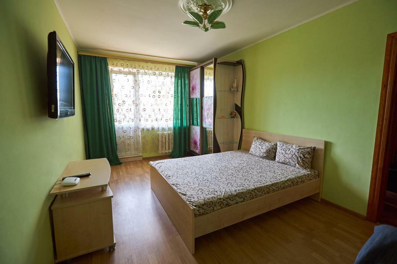 Babylon Apartments On Kievskaya Street 리우네 외부 사진